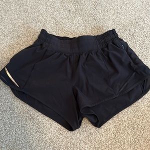 Black, Size 4, 2.5 inch. Hottie hot Lululemon shorts